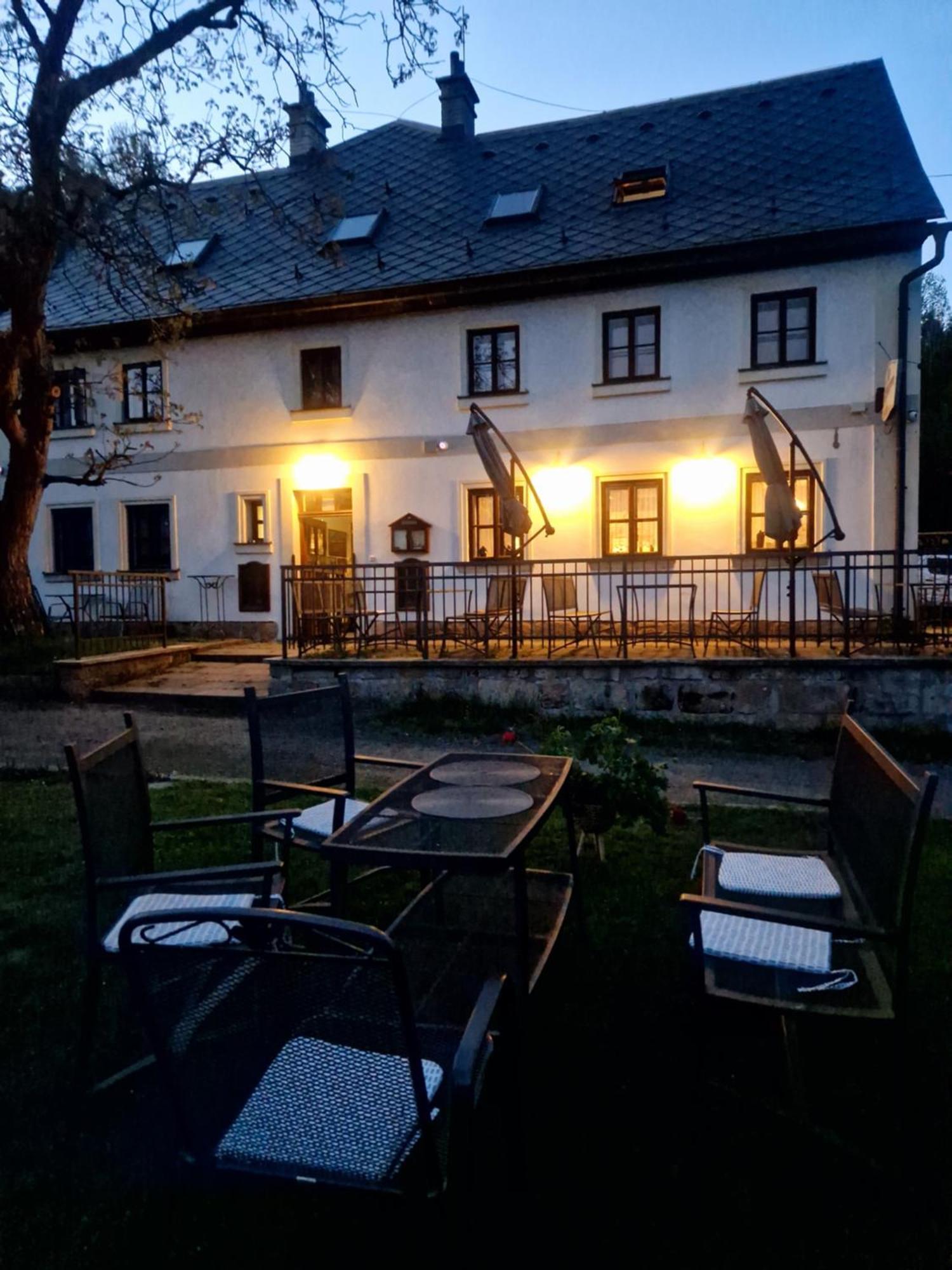 A Restaurant Sportturia * Polesi